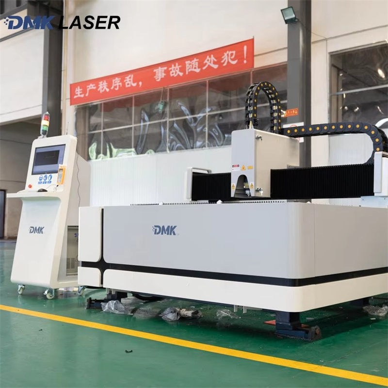 Industrial Laser Table - 単一テーブル式TQL-F3000-3015オープンタイプ板金カッター（レーザーソース搭載、工業用切断向け）