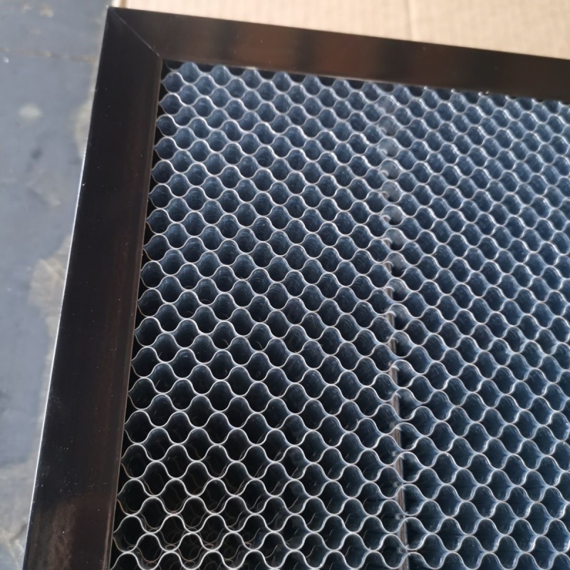 カスタムレーザーハニカムベッドレーザー彫刻機切断機ハニカム作 - Honeycomb Laser Bed のレビューと価格