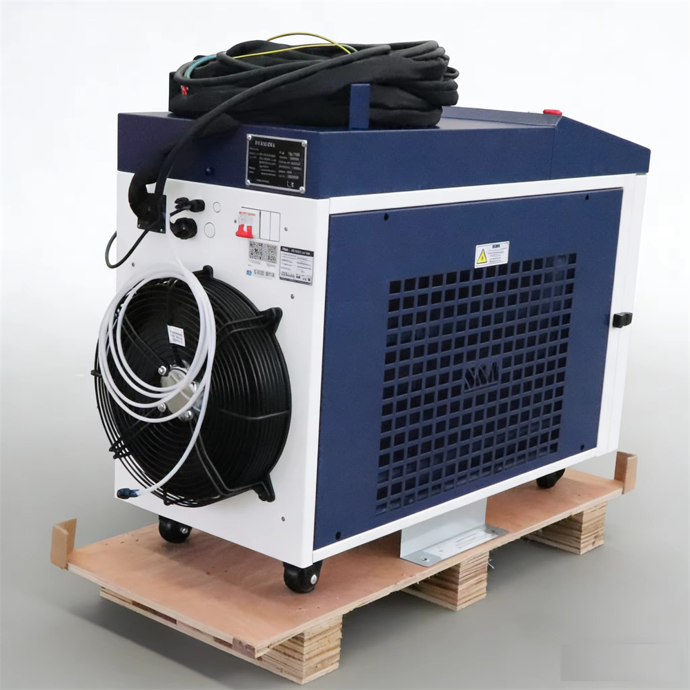 新型ハンドヘルドファイバーレーザー溶接機 金属溶接・洗浄・切 - Industrial Laser Cleaning のレビューと価格